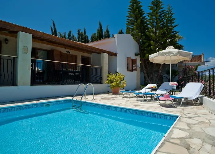 阿玛利亚别墅 别墅 Polis