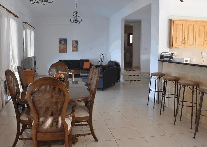 阿玛利亚别墅 Polis